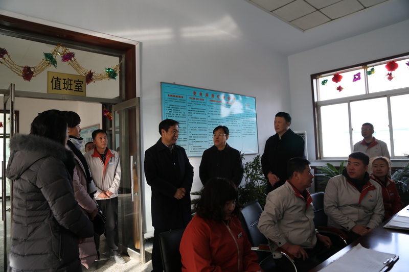 市長于學利等一行來到百股水廠慰問一線供水職工