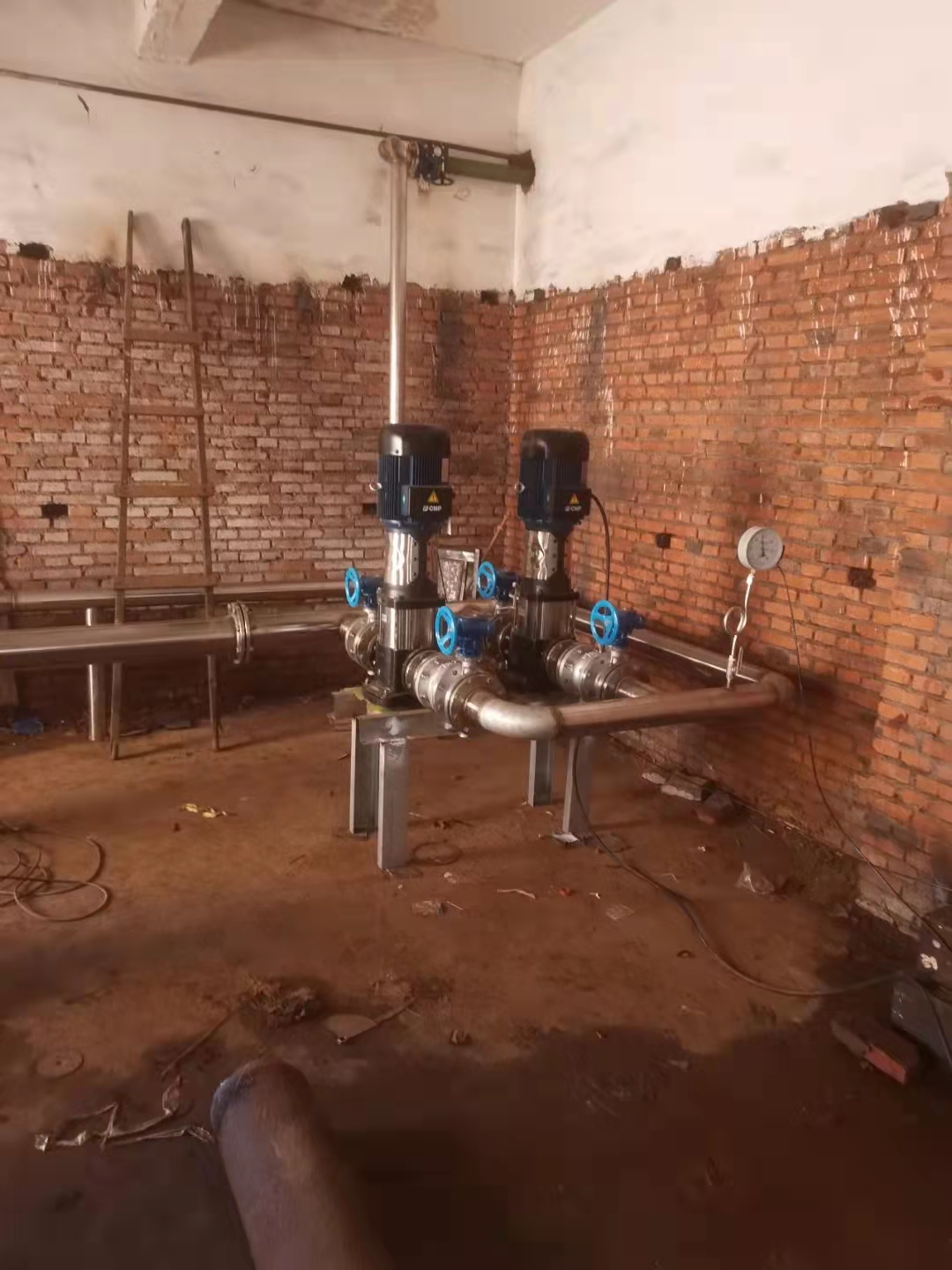 天水公司為民服務 改造泵房設備保障供水穩定